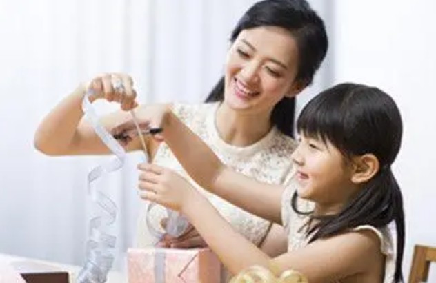什么是长幼随学政策？